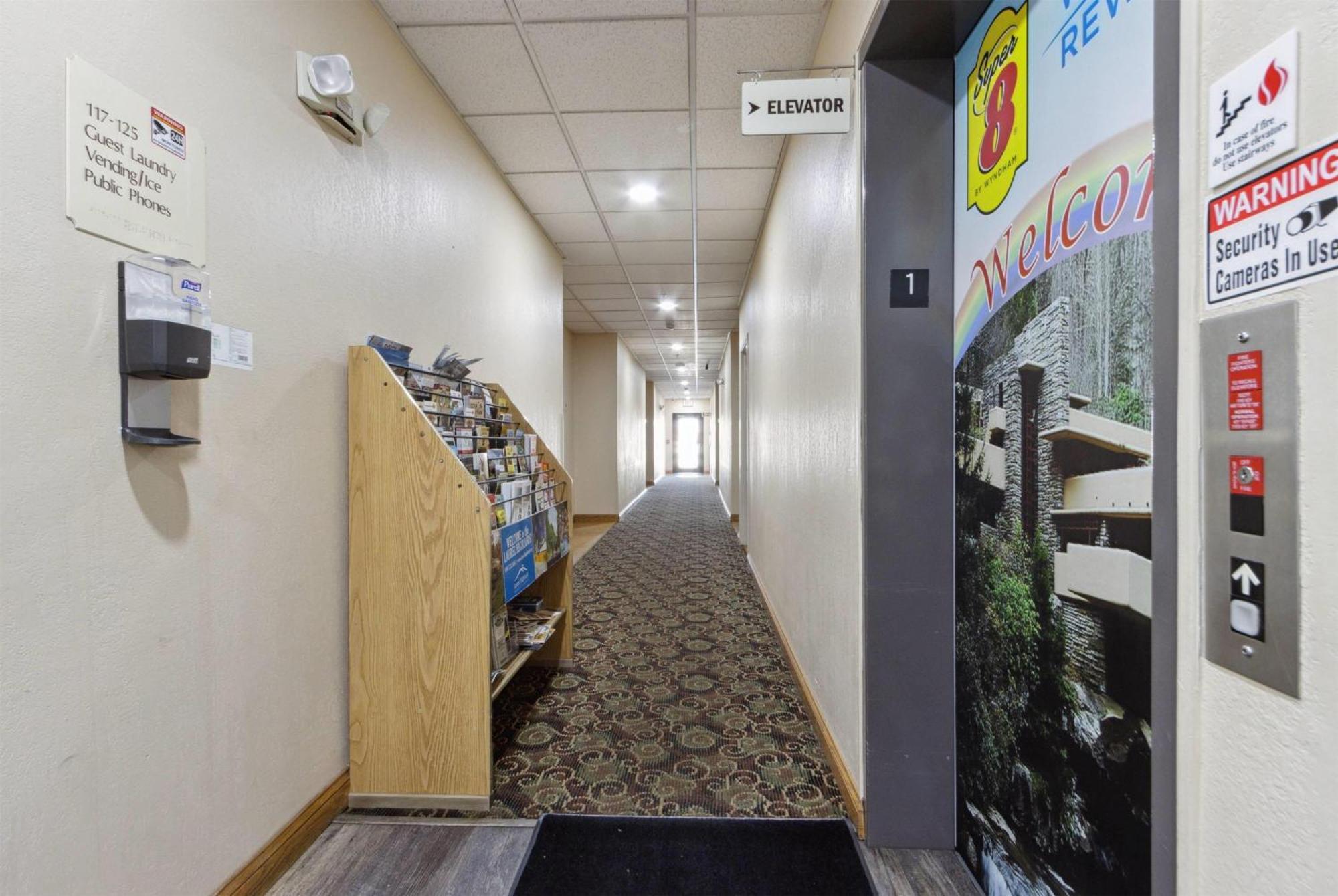 Super 8 By Wyndham Pa 3*