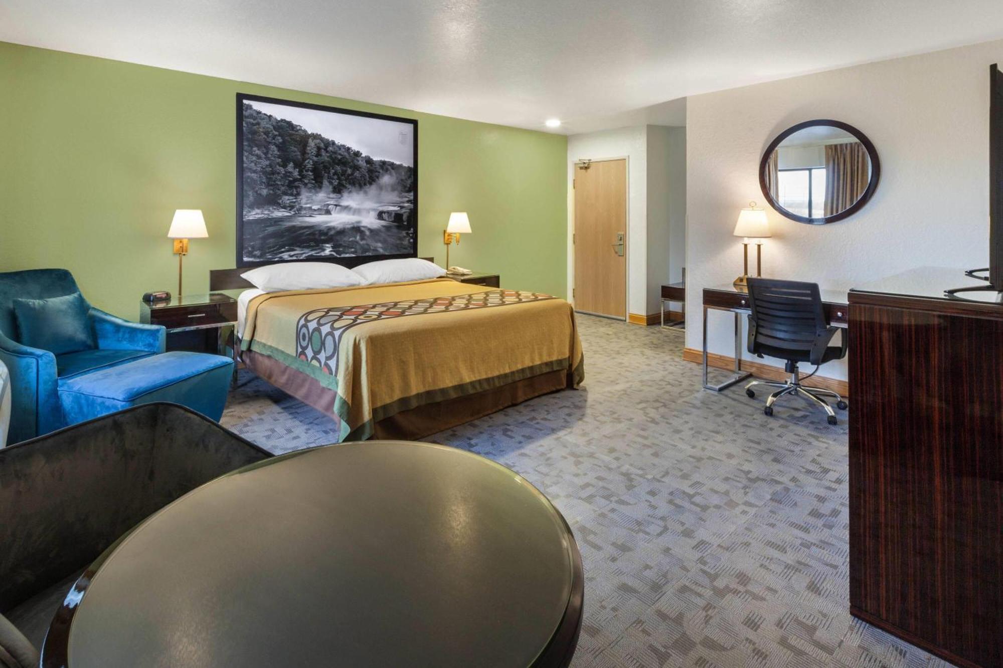 Super 8 By Wyndham Pa 3*
