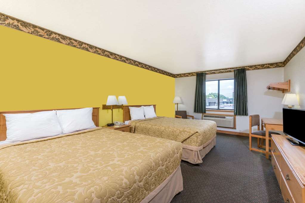 Super 8 By Wyndham Pa Hotel 3*