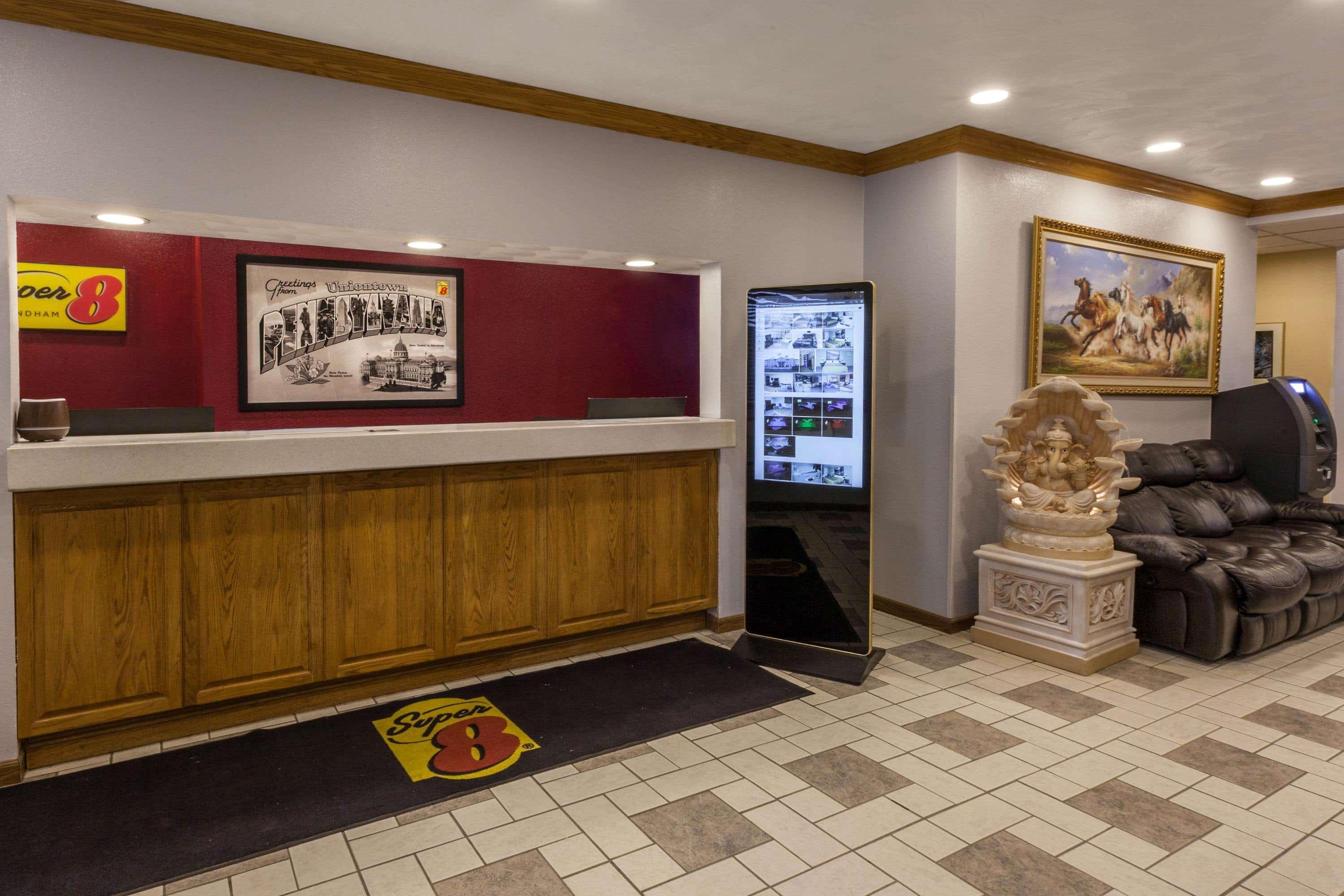 Hotel Super 8 By Wyndham Pa Uniontown