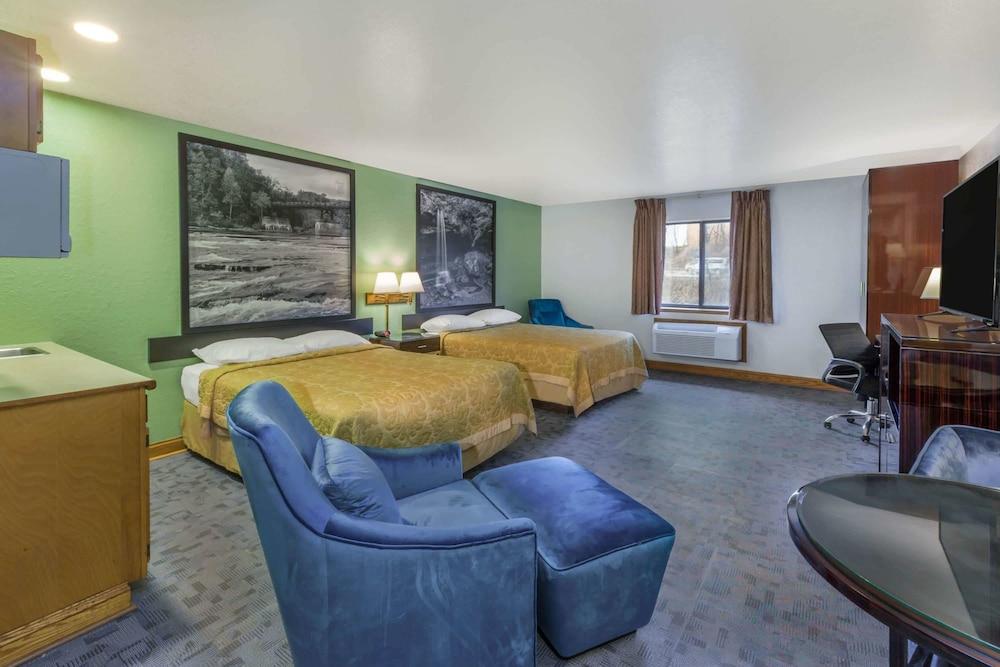 Hotel Super 8 By Wyndham Pa 3*
