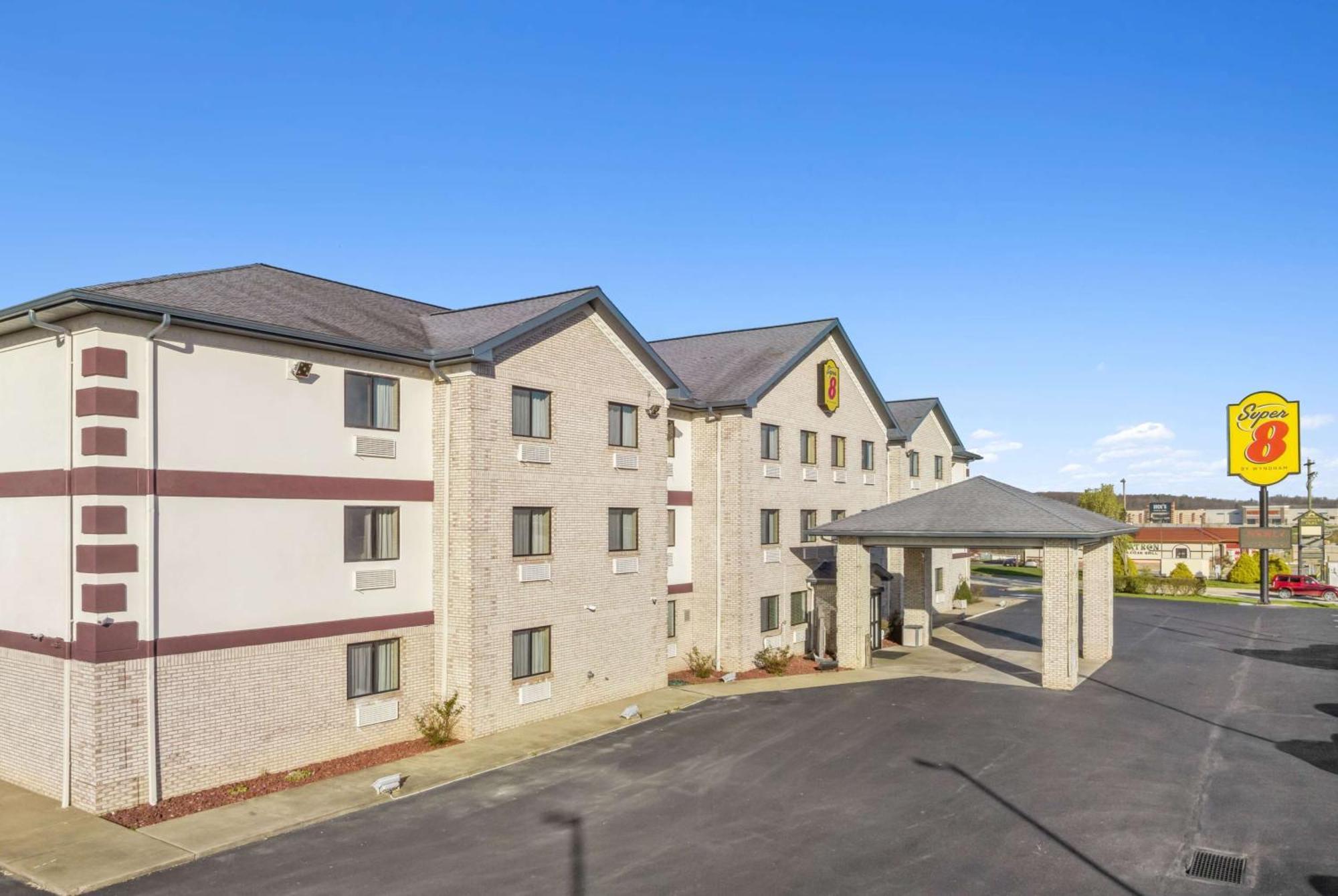 Hotel Super 8 By Wyndham Pa 3*
