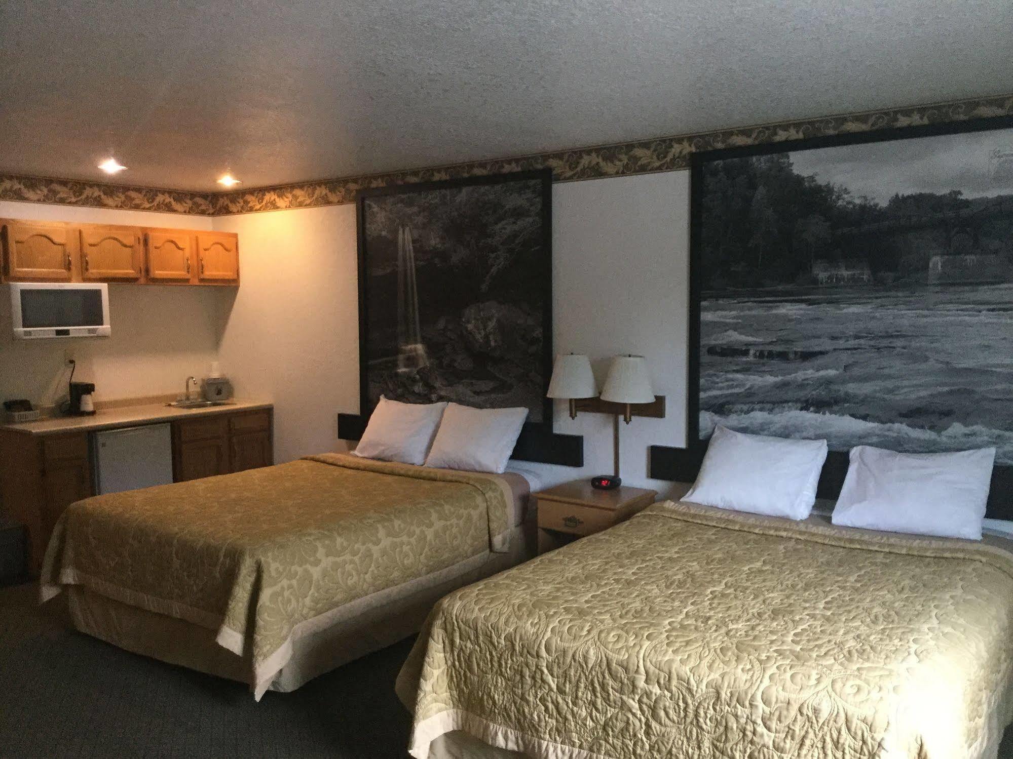Hotel Super 8 By Wyndham Pa 3*