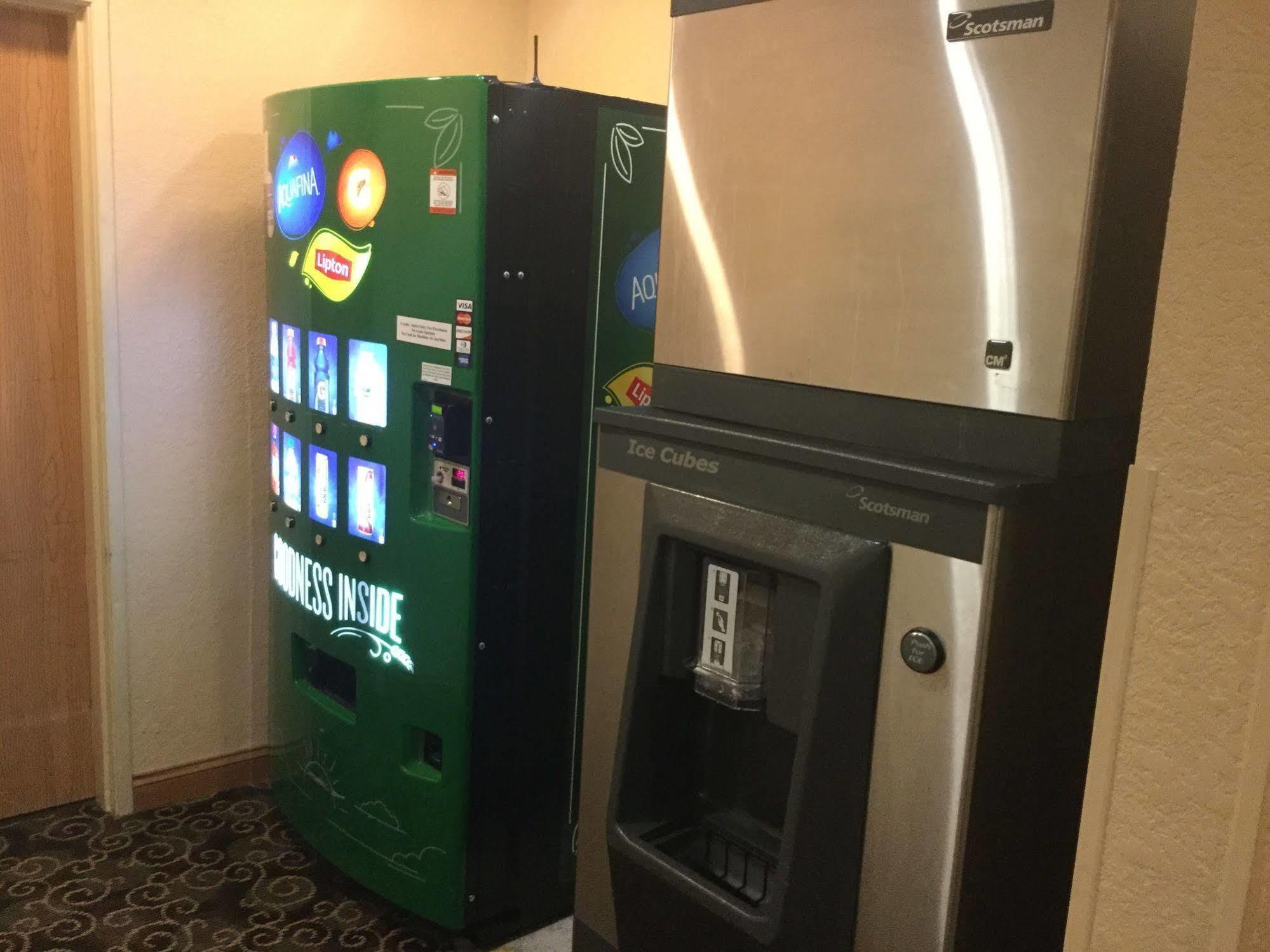 Super 8 By Wyndham Pa Hotel 3*