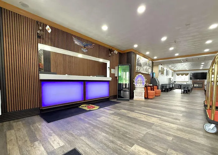 Super 8 By Wyndham Uniontown Pa