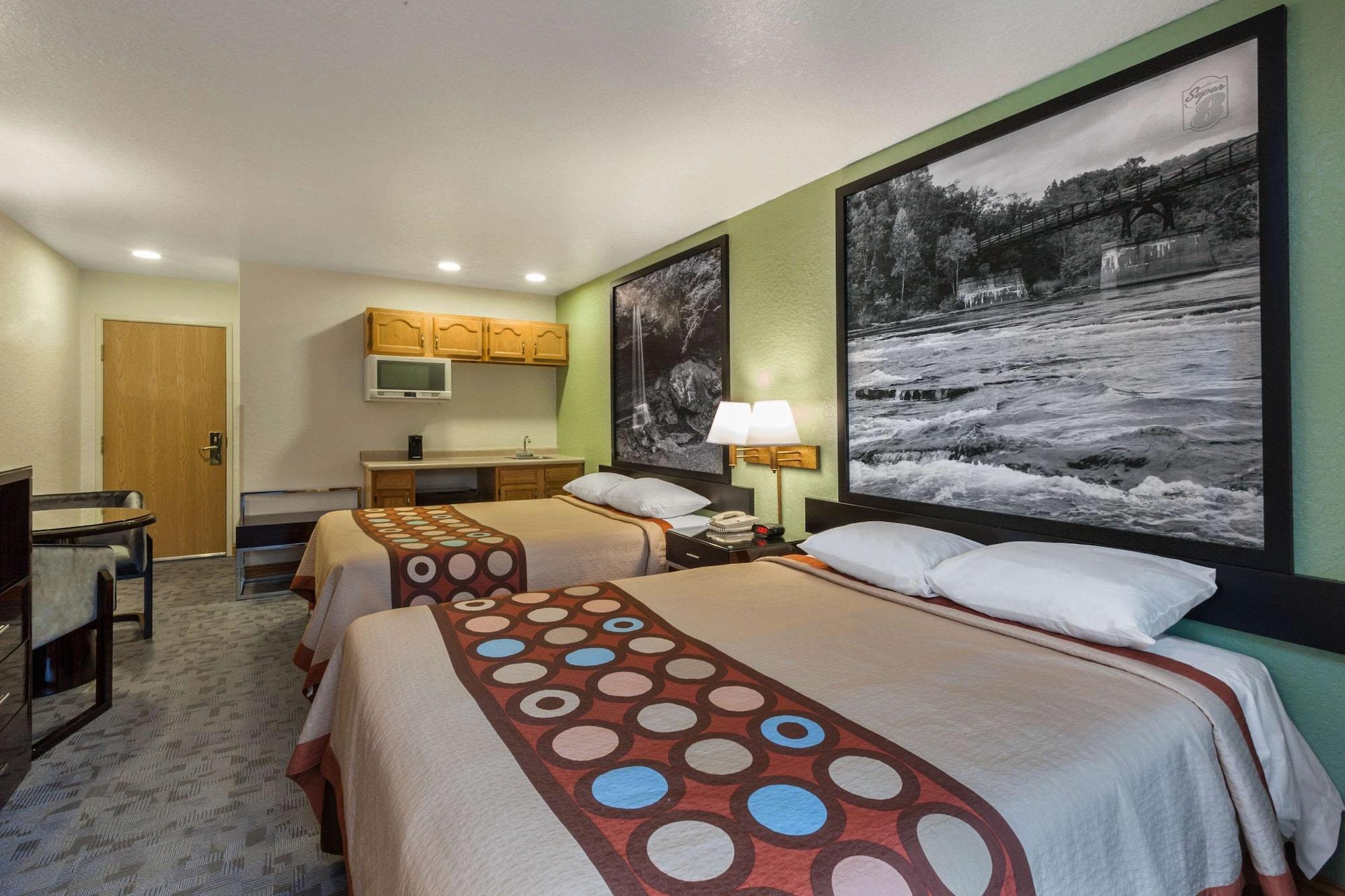 Super 8 By Wyndham Pa Hotel Uniontown