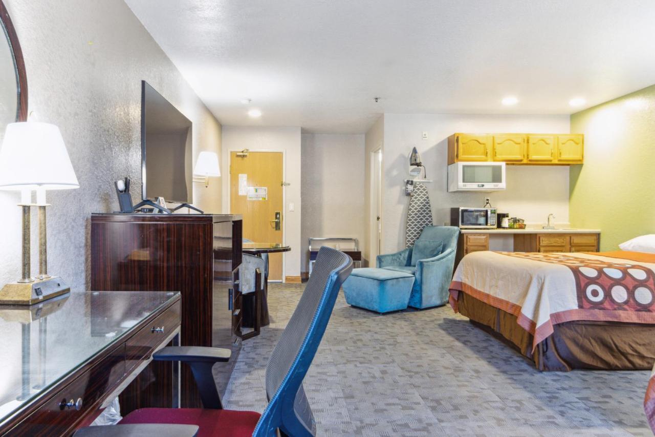 Hotel Super 8 By Wyndham Pa 3*